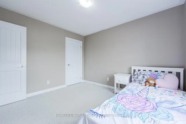 Additional image 35 of 118 Kendall Dr