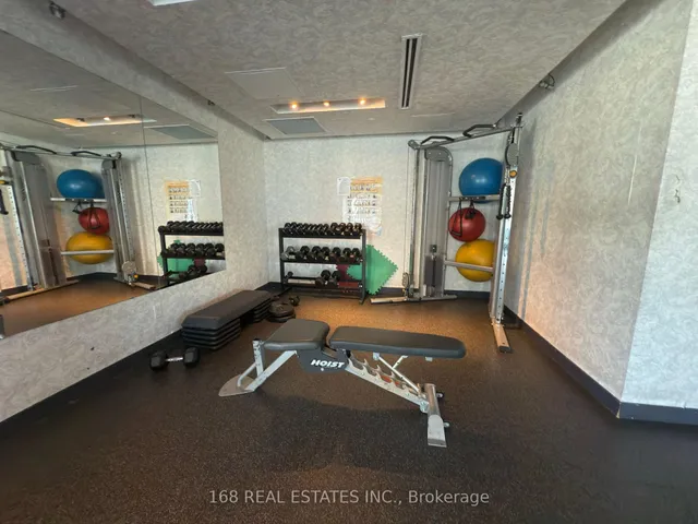 Additional image 39 of 426 University Ave Unit 3503