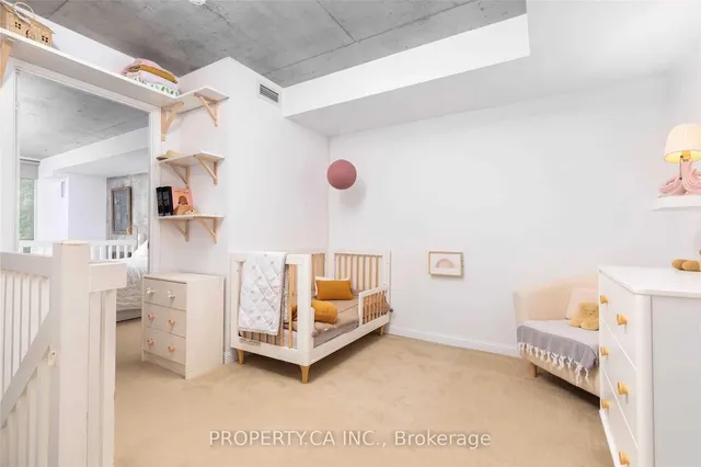 Additional image 8 of 954 King St Unit 302