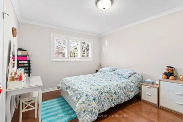 Additional image 23 of 183 Holmes Ave