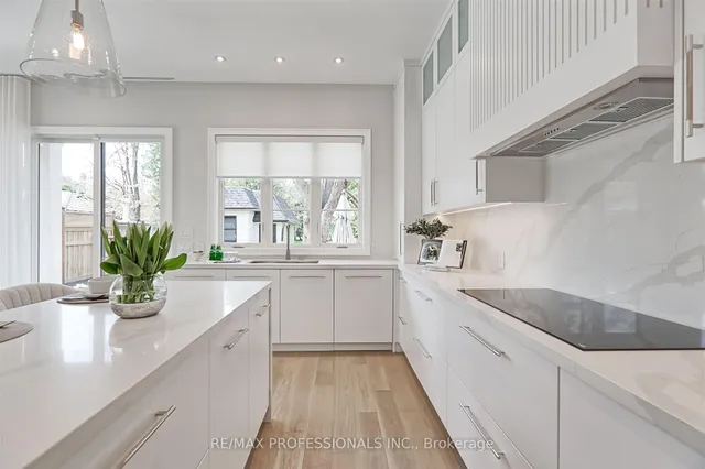 Additional image 26 of 466 Prince Edward Dr