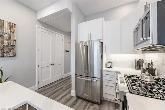 Additional image 18 of 60 Charles St Unit 2904