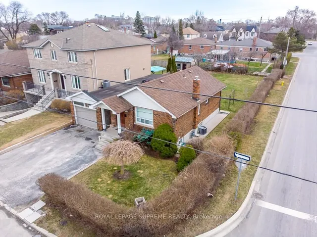 Additional image 14 of 109 Regina Ave