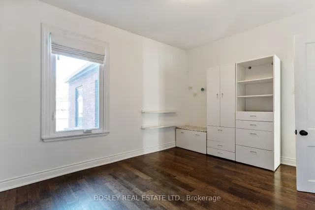 Additional image 35 of 520 Manning Ave