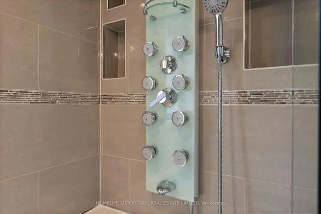 Additional image 28 of 5 Aldgate Ave