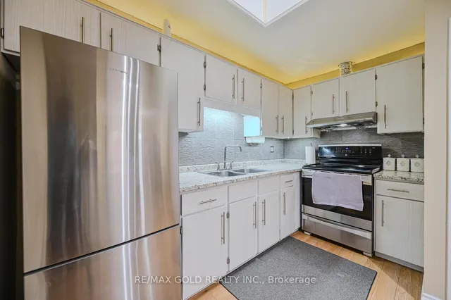 Additional image 12 of 10 Cupola Crt