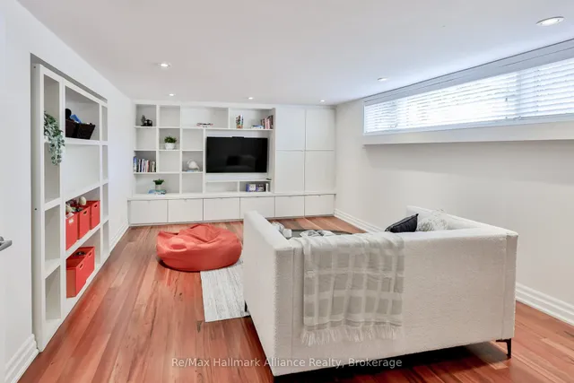 Additional image 27 of 2098 CONSTANCE Dr