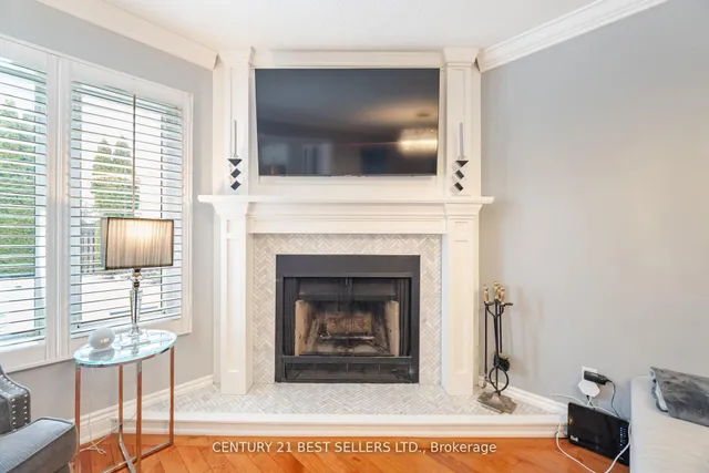 Additional image 19 of 657 Savoy Cres