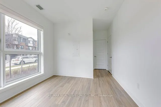 Additional image 18 of 480 Gordon Krantz Ave Unit 120