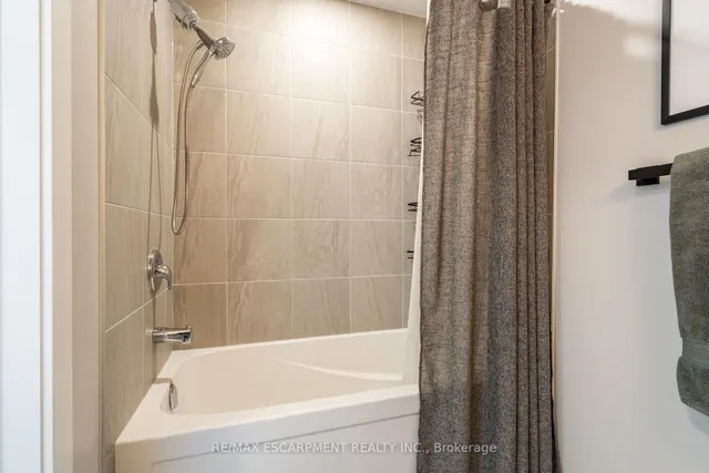 Additional image 24 of 600 North Service Rd Unit 613