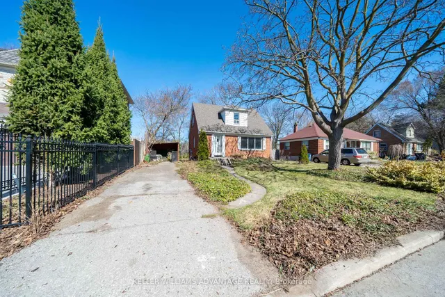 Additional image 2 of 144 Upper Canada Dr