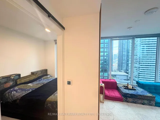 Additional image 23 of 35 Mercer St Unit 2014