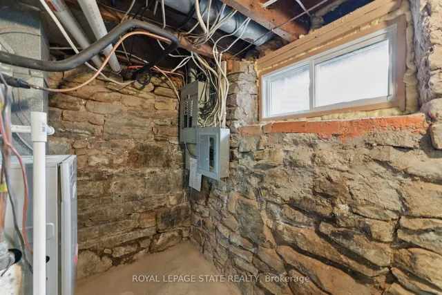 Additional image 21 of 91 Aurora St