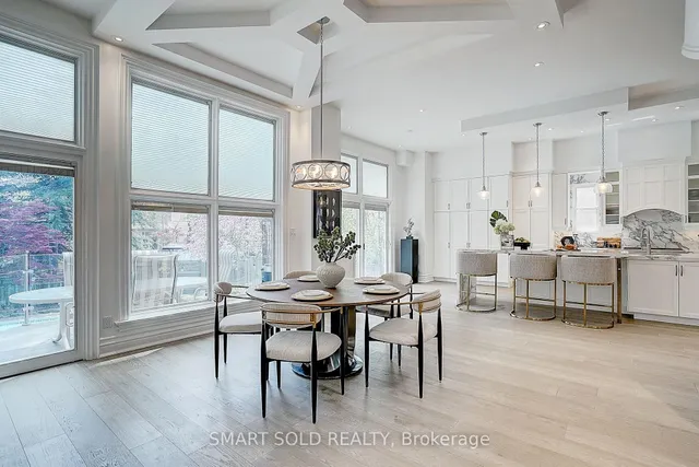 Additional image 11 of 677 Woburn Ave