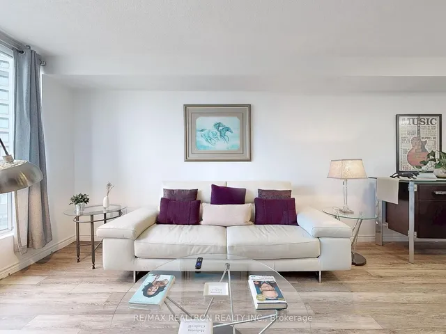 Additional image 11 of 101 Subway Cres Unit 912