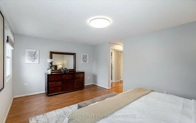 Additional image 22 of 2046 Glenada Cres