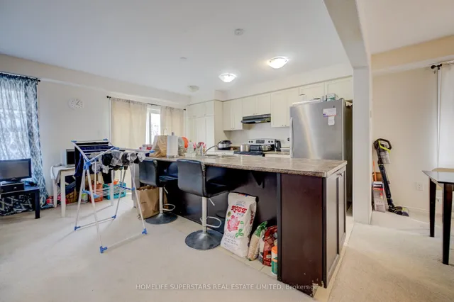 Additional image 9 of 256 Apple Hill Cres