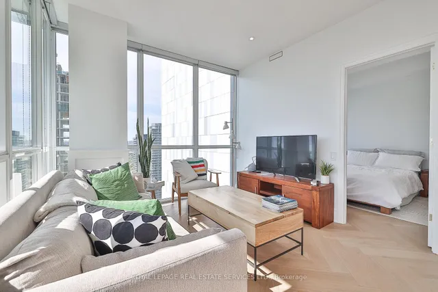 Additional image 12 of 88 Blue Jays Way Unit 3709