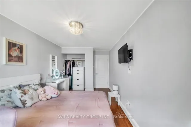 Additional image 25 of 3299 Queen Frederica Dr