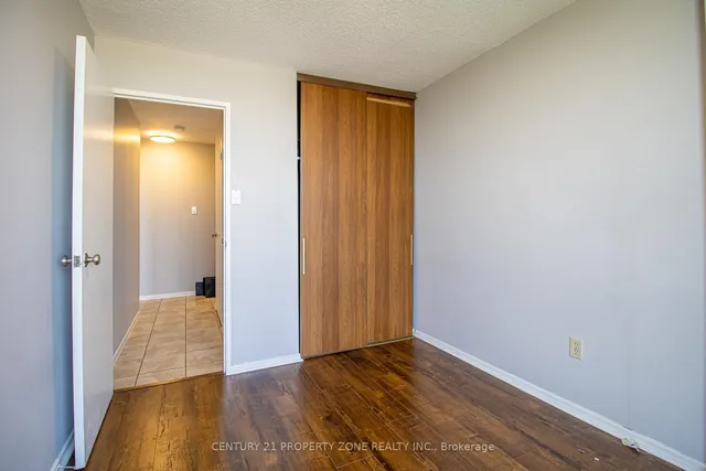 Additional image 22 of 25 Kensington Rd Unit 1612