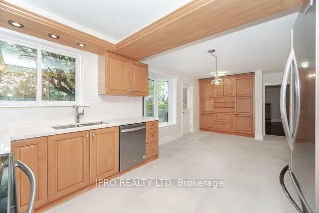 Additional image 11 of 42 Hillside Dr