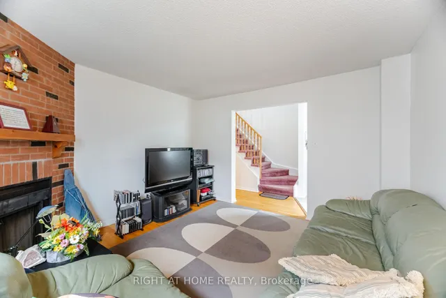 Additional image 8 of 5253 Palomar Cres