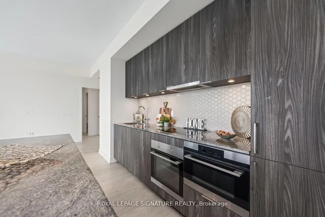 Additional image 20 of 15 Queens Quay Unit 3305