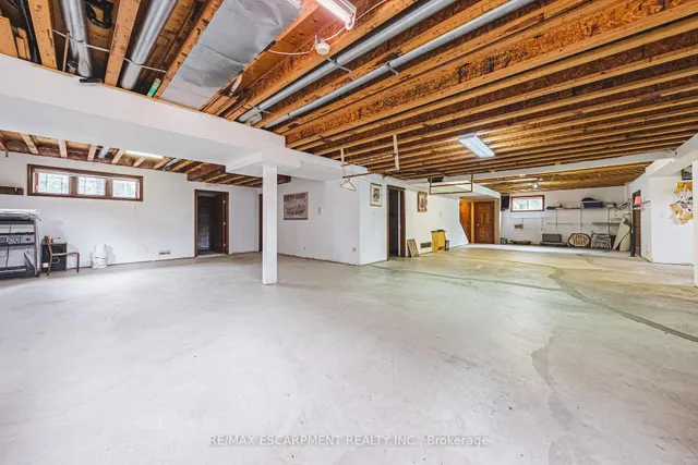 Additional image 37 of 388 Hemlock Ave