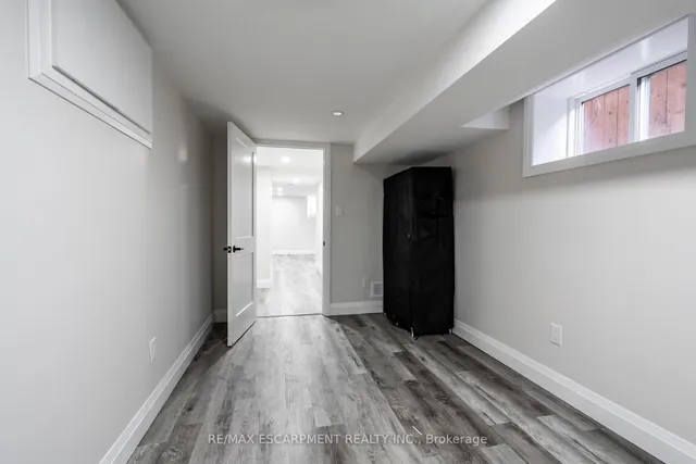 Additional image 34 of 57 Madison Ave