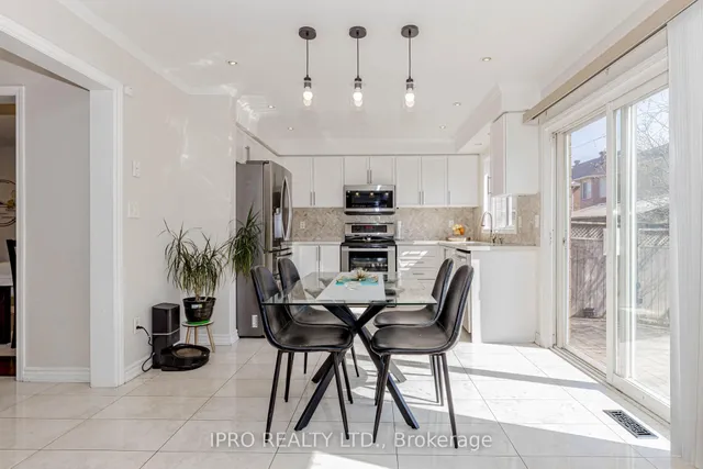 Additional image 14 of 900 Mcneil Dr