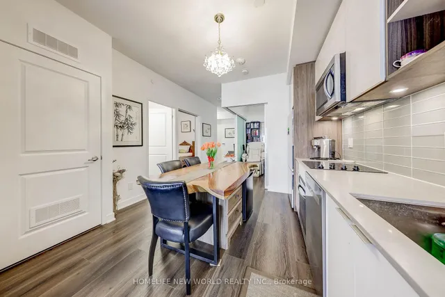 Additional image 17 of 543 Richmond St Unit 301