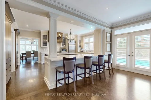 Additional image 10 of 4 Zaharias Crt