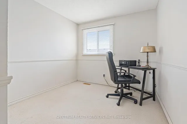 Additional image 27 of 98 Mikado Cres