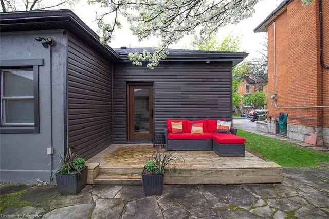 Additional image 3 of 294 Caroline St