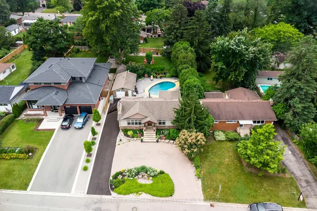 Additional image 38 of 424 Henderson Rd