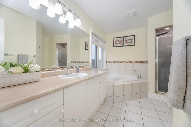 Additional image 31 of 11 Redcastle St