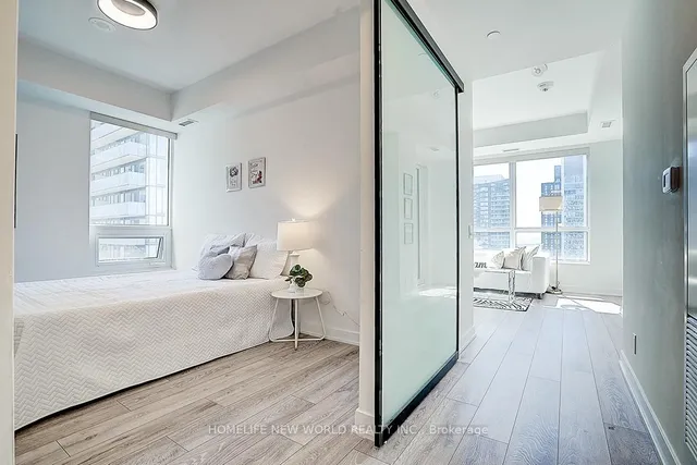 Additional image 36 of 108 PETER St Unit 3706