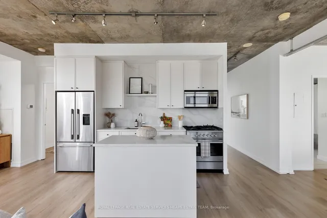 Additional image 16 of 1 Shaw St Unit LPH26