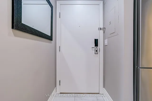 Additional image 3 of 1 King St Unit 2002