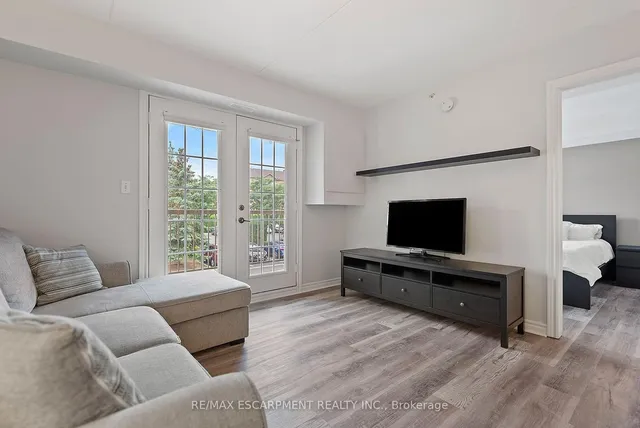 Additional image 7 of 1810 Walker's Line Unit 204