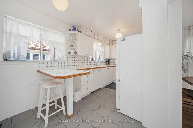 Additional image 15 of 140 Vodden St