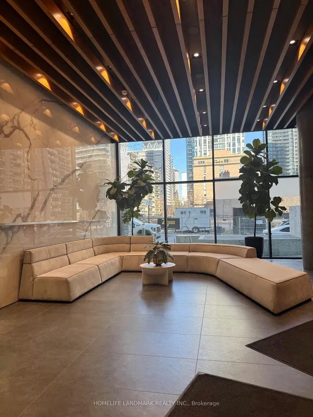 Additional image 12 of 161 Roehampton Ave Unit 3906