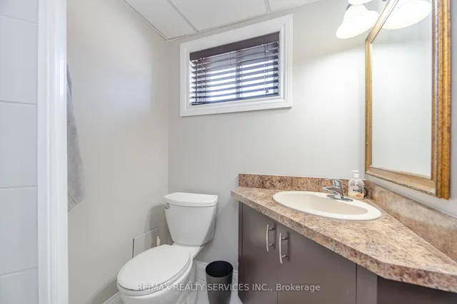 Additional image 24 of 8 Reigate Ave