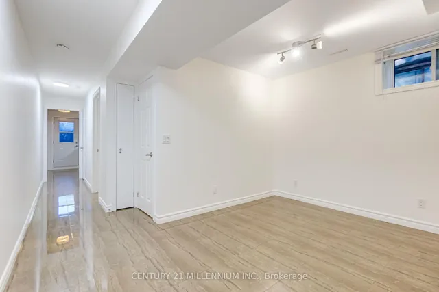 Additional image 5 of 9 Spring Grove Ave