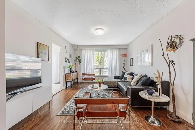 Additional image 6 of 35 Woodenhill Crt