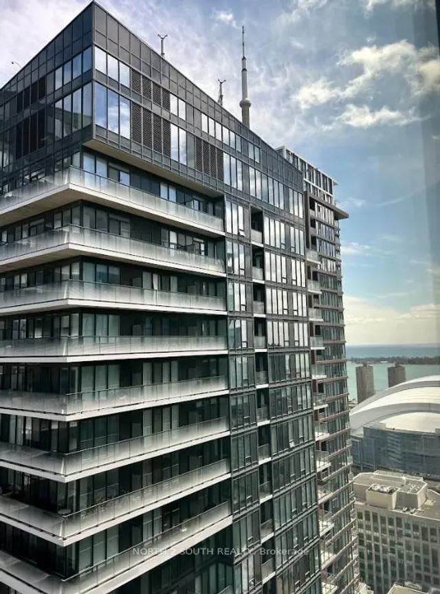 Additional image 11 of 357 King St Unit 3805