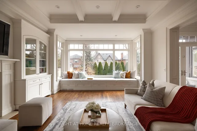 Additional image 14 of 179 Yonge Blvd