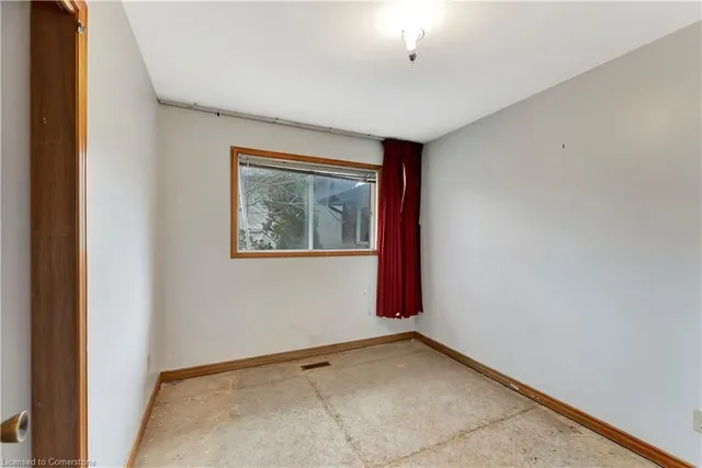 Additional image 21 of 43 Curtis Dr