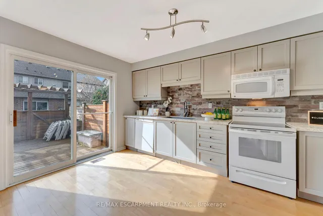 Additional image 12 of 646 Kerr Tr