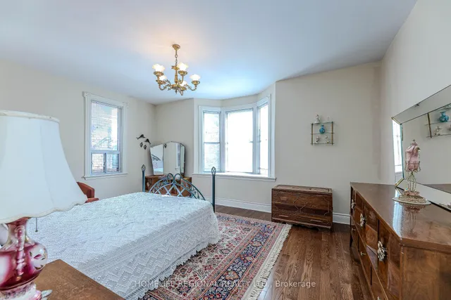 Additional image 39 of 236 Dovercourt Rd